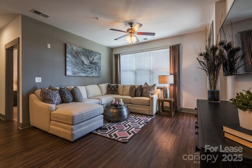 1021 Glenn Valley Lane - Photo 13
