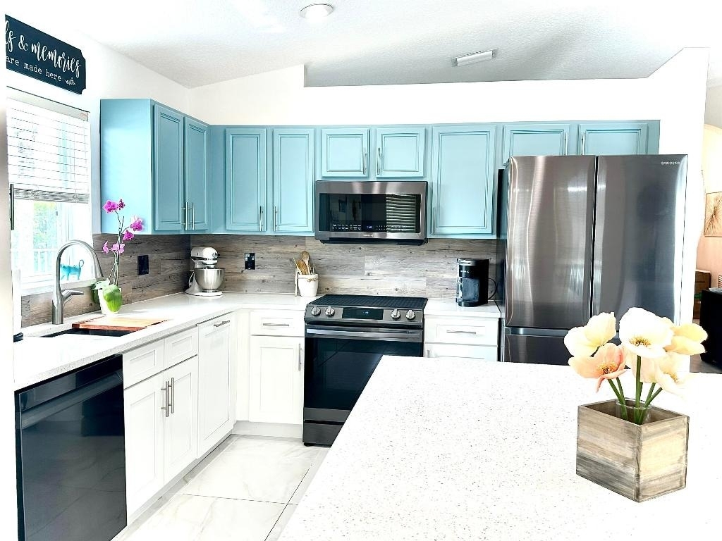 15072 Corby Court - Photo 2
