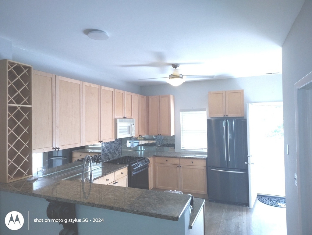 2367 E 70th Place - Photo 5