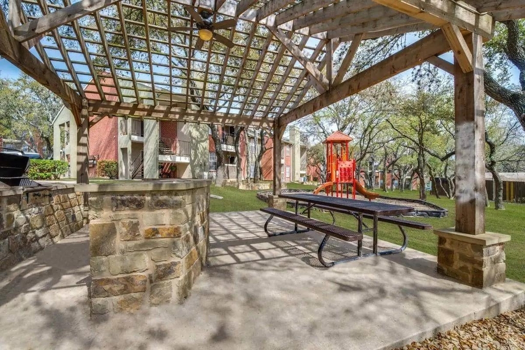 7610 Cameron Rd - Photo 34