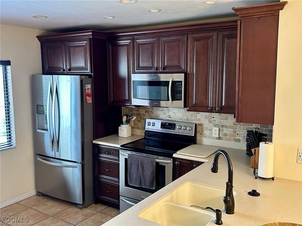 11110 Caravel Circle - Photo 3