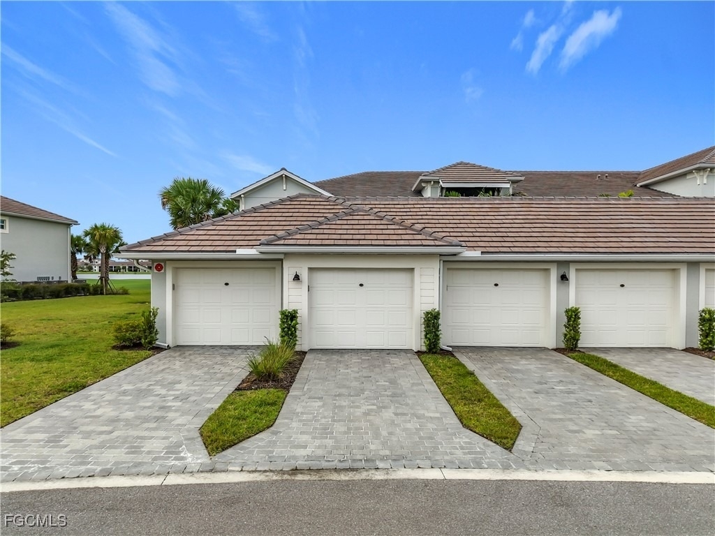 15960 Grassland Lane - Photo 0