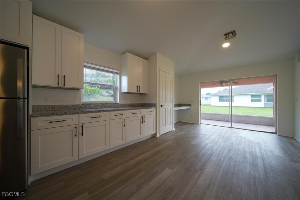 1502 Scholar Court - Photo 5