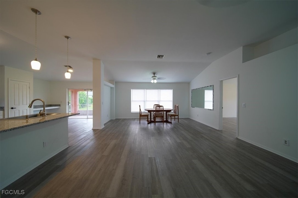 1502 Scholar Court - Photo 6