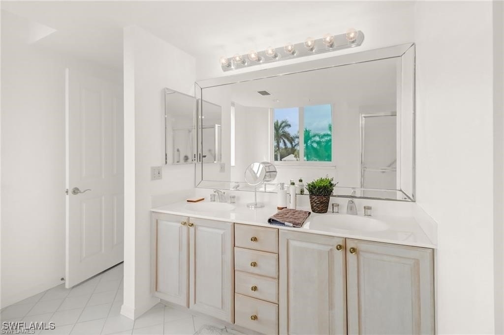 7515 Pelican Bay Boulevard - Photo 7