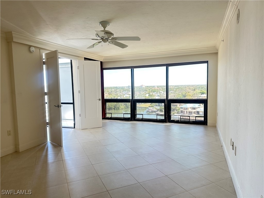 4751 Gulf Shore Boulevard N - Photo 2
