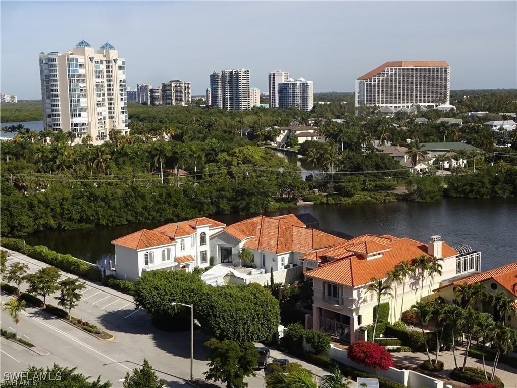 4751 Gulf Shore Boulevard N - Photo 38