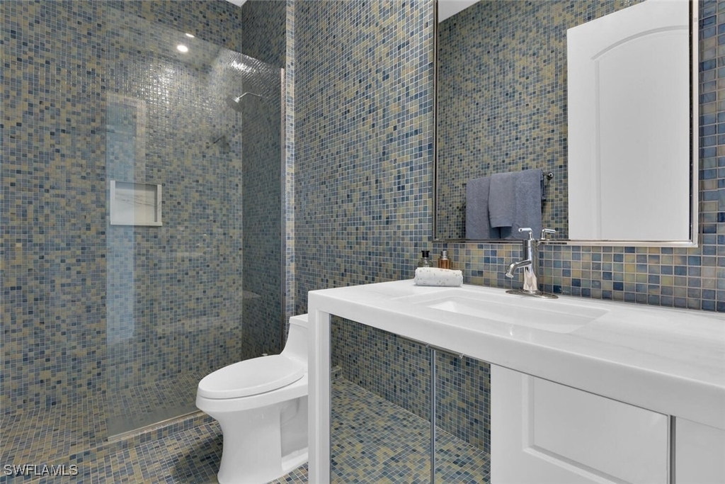 684 10th Avenue S - Photo 27