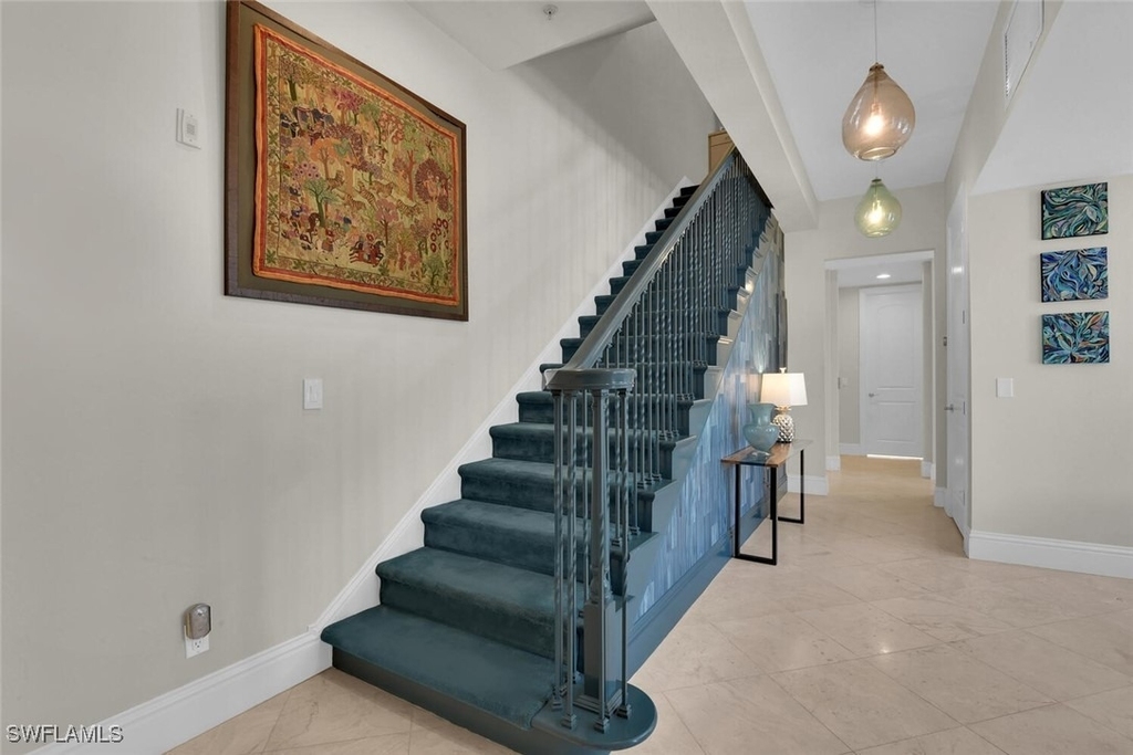 684 10th Avenue S - Photo 16