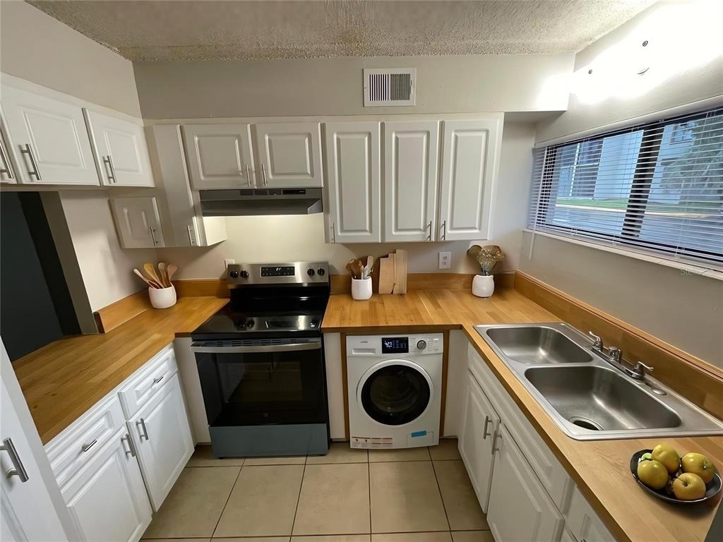 1108 Bartow Road - Photo 2