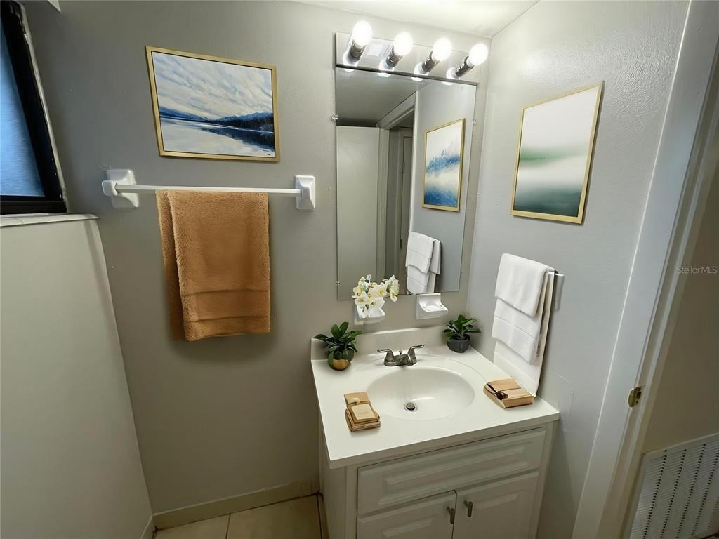 1108 Bartow Road - Photo 4