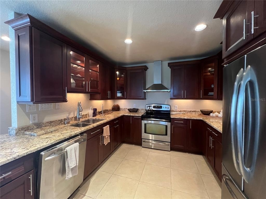3220 Southshore Drive - Photo 7