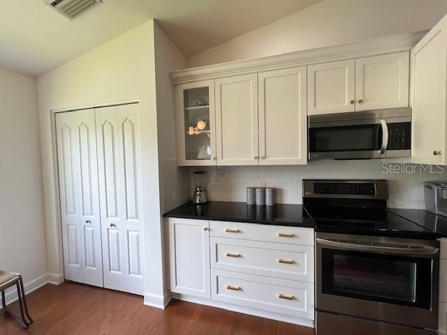 5270 Hyland Hills Avenue - Photo 9
