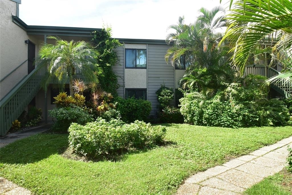 1520 Pelican Point Drive - Photo 1