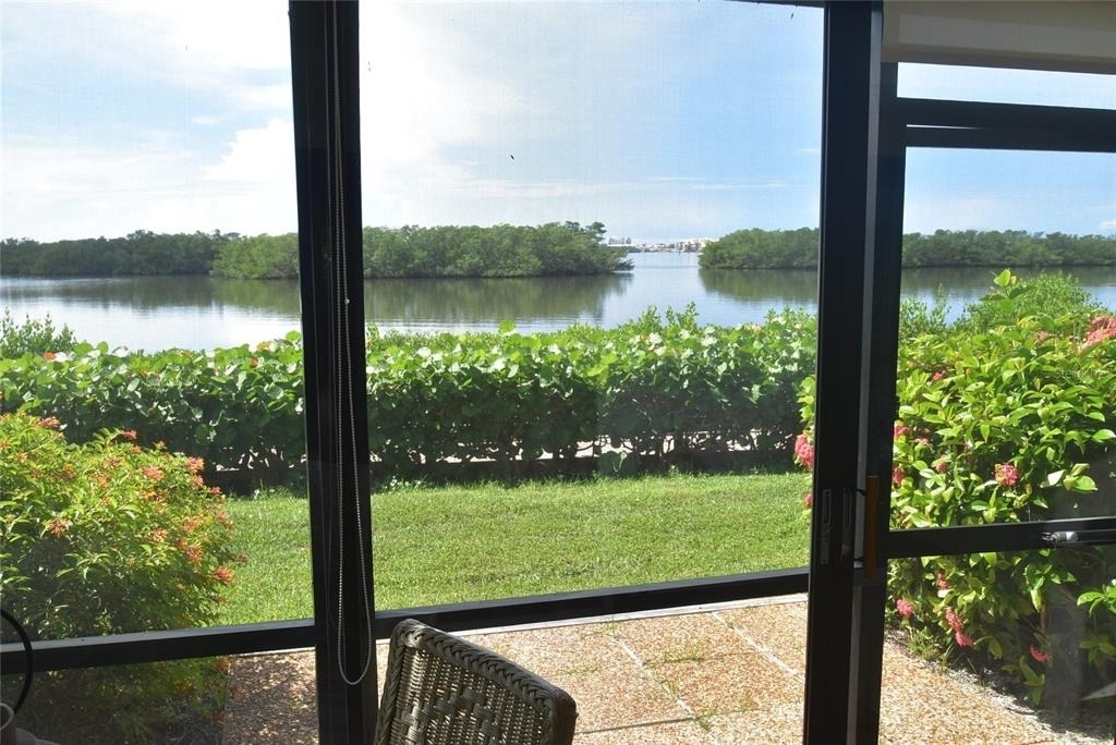 1520 Pelican Point Drive - Photo 9