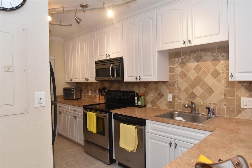3700 S Osprey Avenue - Photo 4