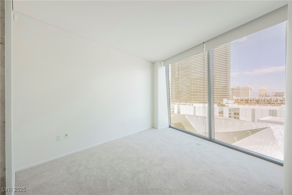 3726 Las Vegas Boulevard - Photo 5