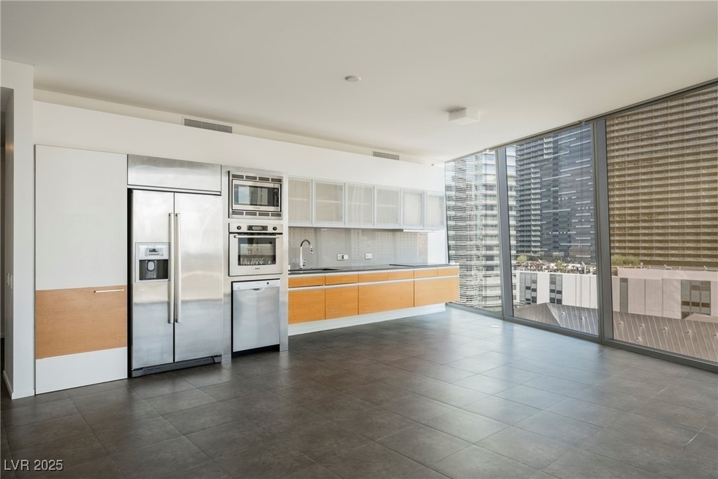3726 Las Vegas Boulevard - Photo 3