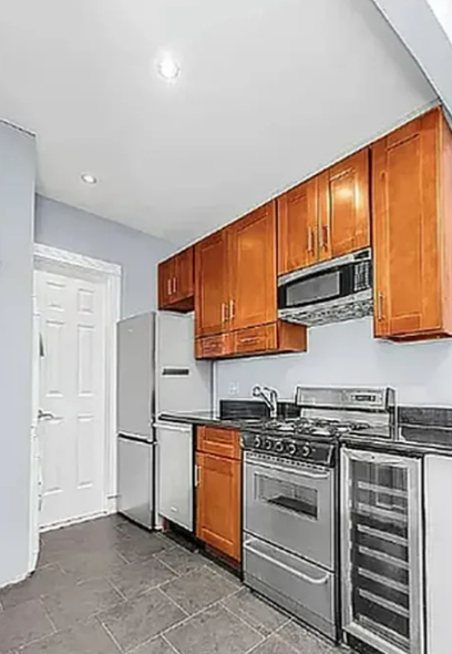 West 53rd Street - Photo 2