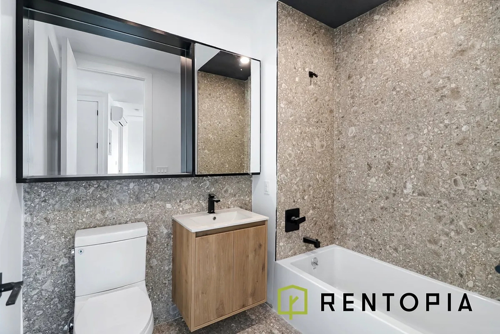 228 Berry Street - Photo 4