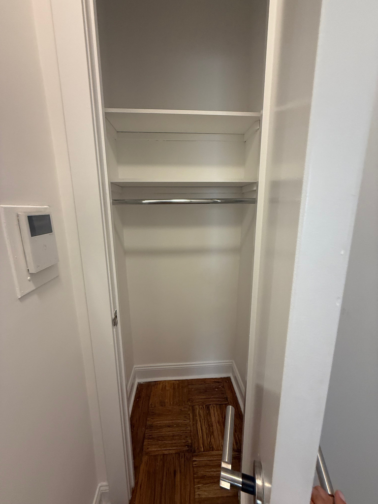 147 East 72nd Street - Photo 6