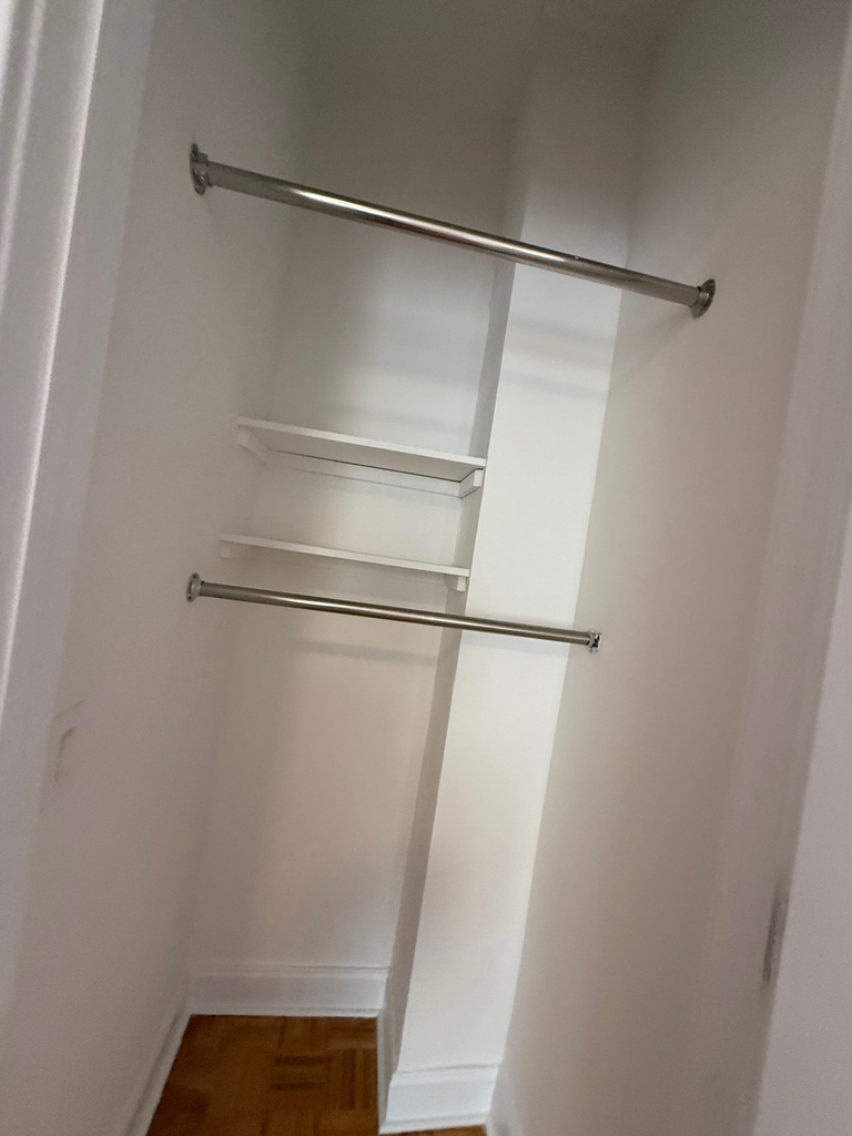 147 East 72nd Street - Photo 4