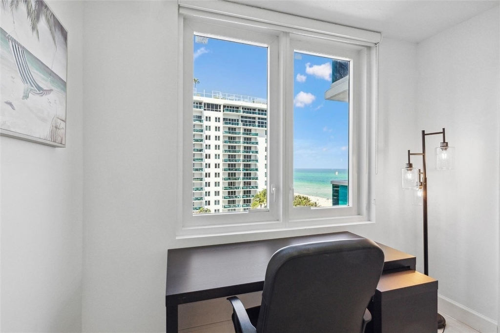 2301 Collins Avenue - Photo 7
