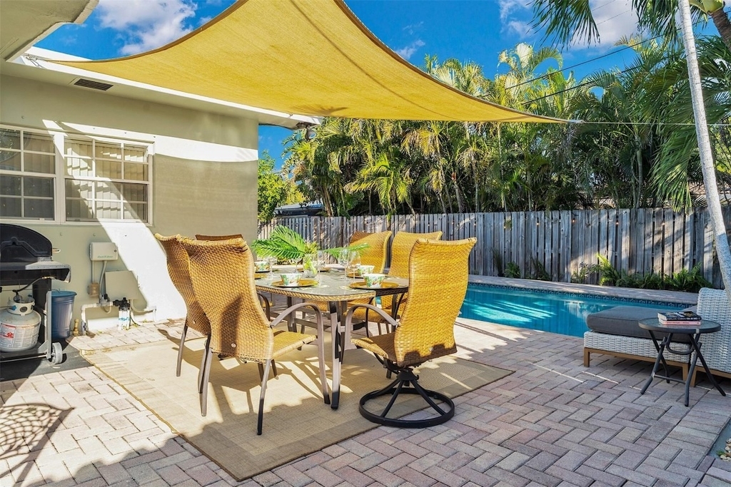 3221 Seaward Drive - Photo 5
