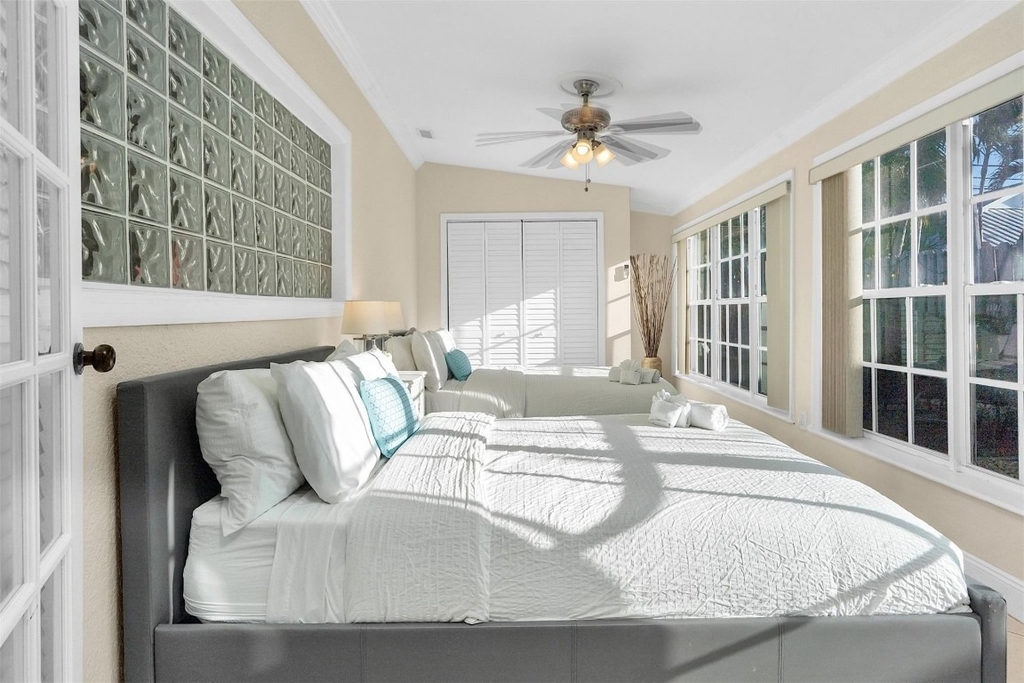 3221 Seaward Drive - Photo 22