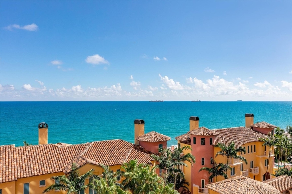 2110 N Ocean Boulevard - Photo 1