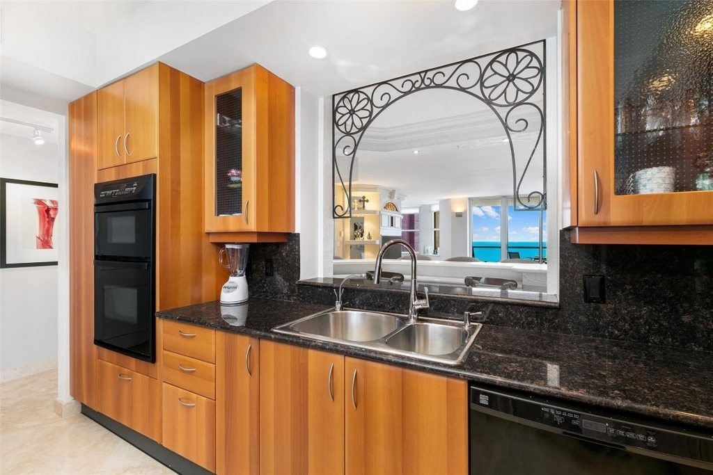 2110 N Ocean Boulevard - Photo 17