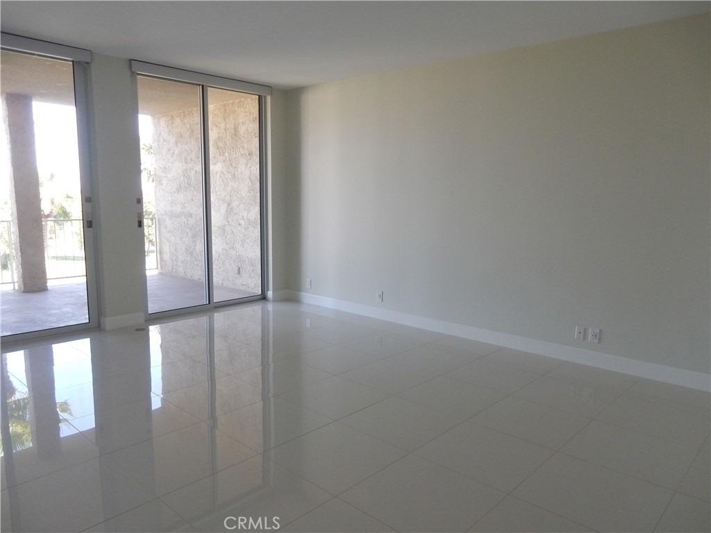900 Island Drive - Photo 1