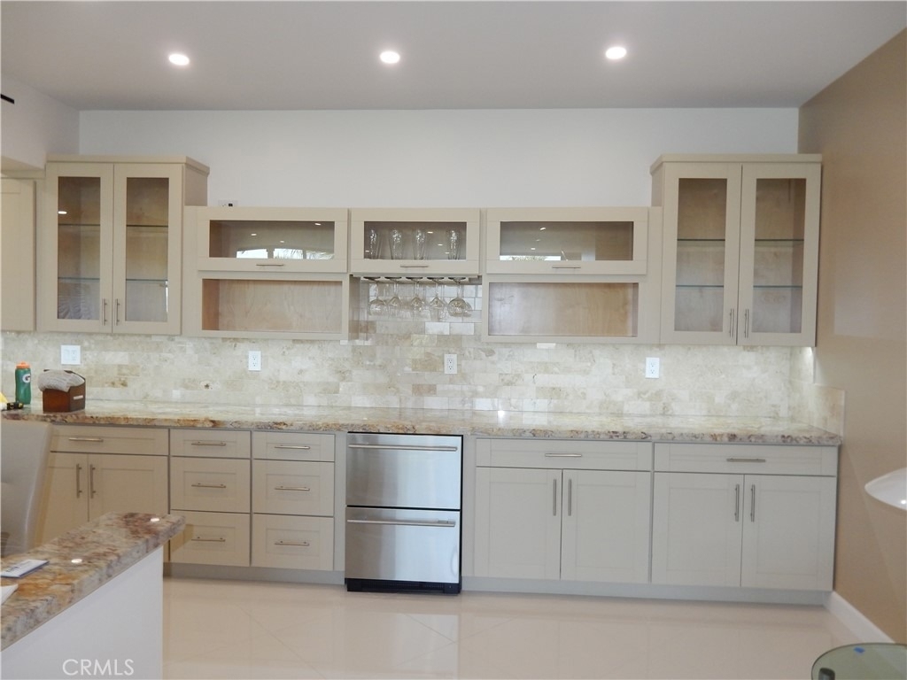900 Island Drive - Photo 3