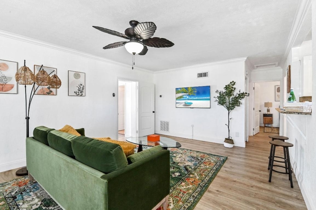 1032 W Jennings Street - Photo 4