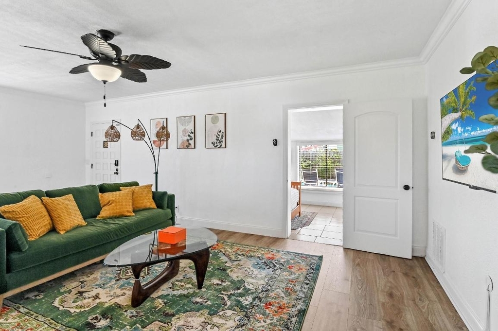 1032 W Jennings Street - Photo 6