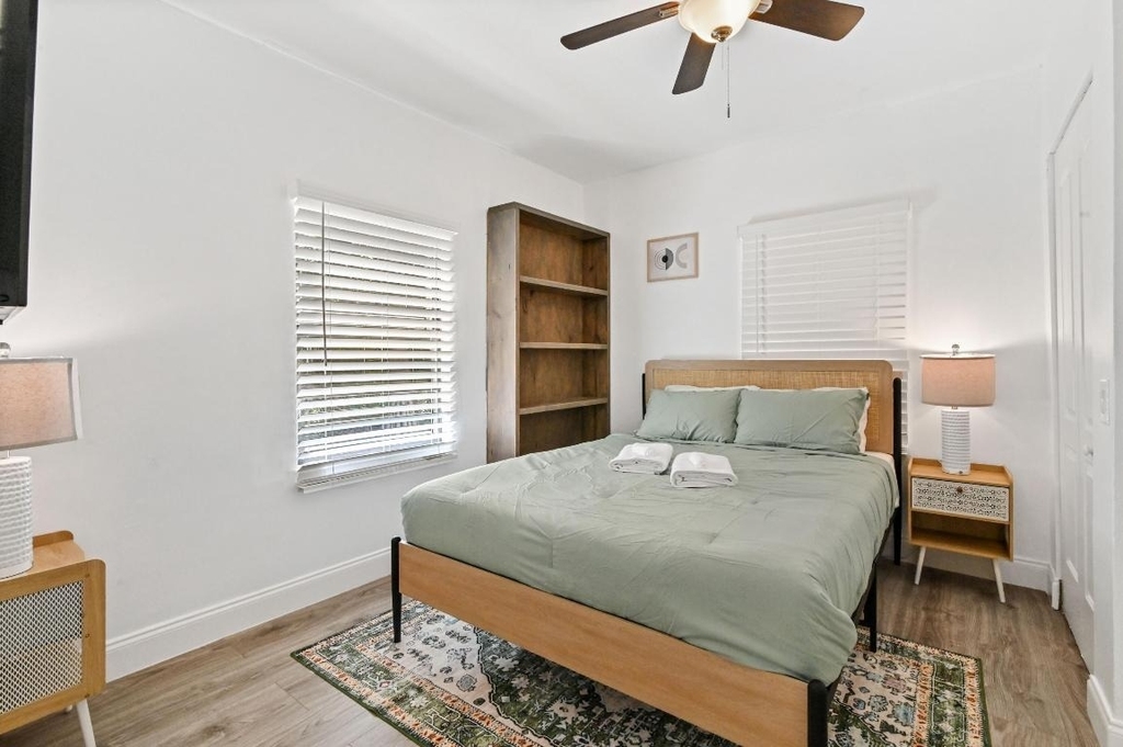 1032 W Jennings Street - Photo 17
