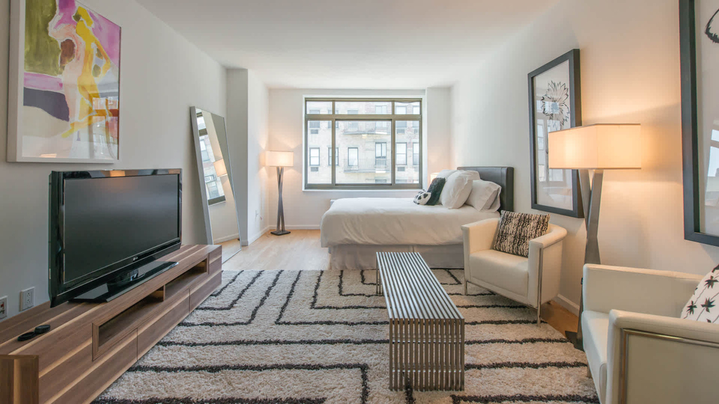 777 6th Avenue - Photo 41
