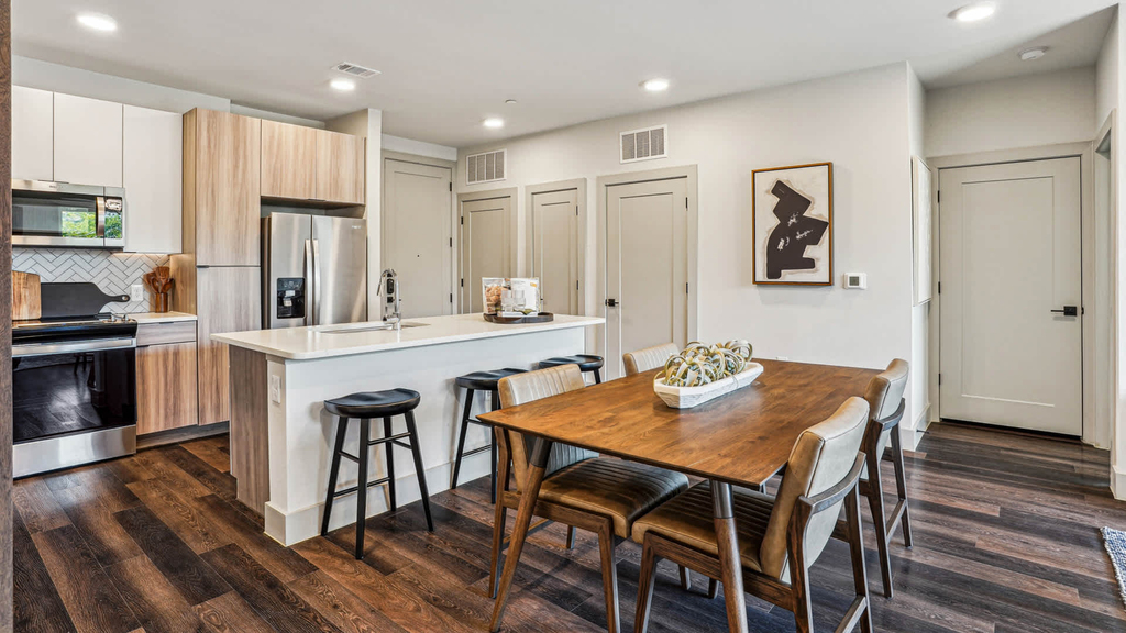 228 Athenia Drive - Photo 6