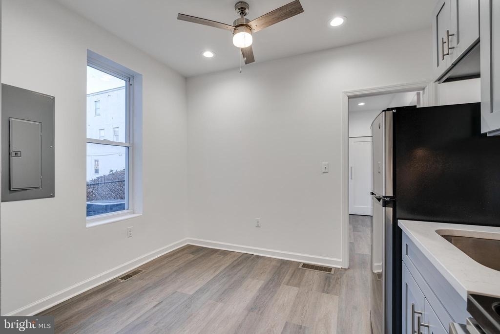 4216 Westminster Avenue - Photo 2