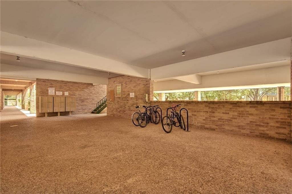 3316 Guadalupe St - Photo 8