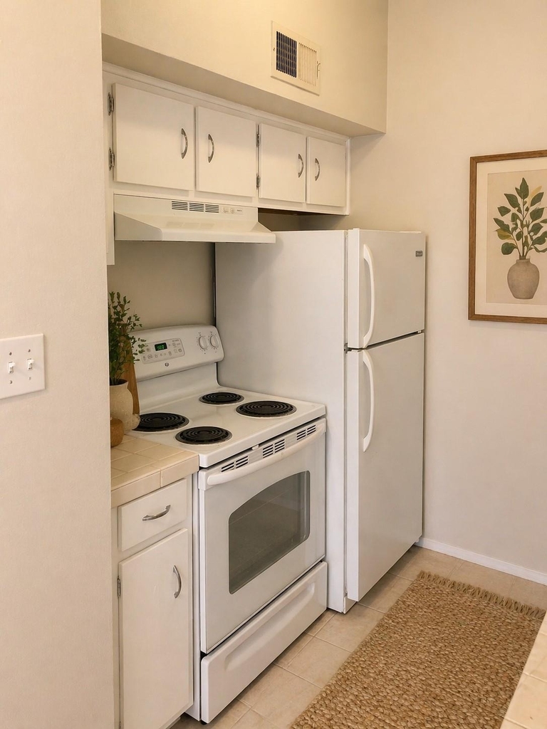 3316 Guadalupe St - Photo 3