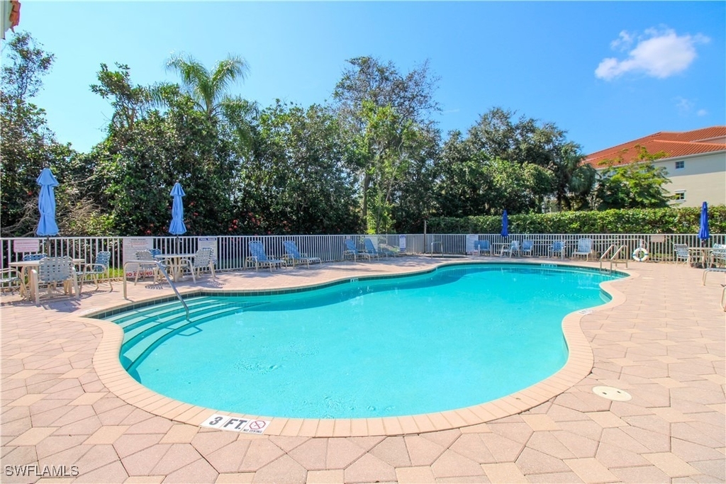 4853 Hampshire Court - Photo 1