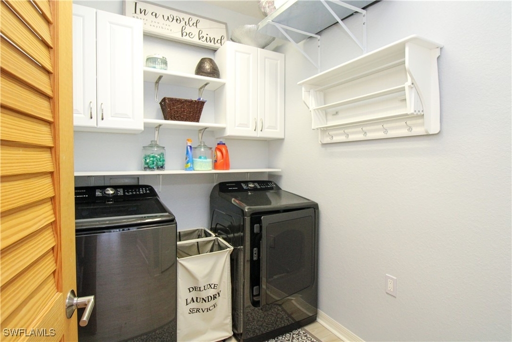 4853 Hampshire Court - Photo 34