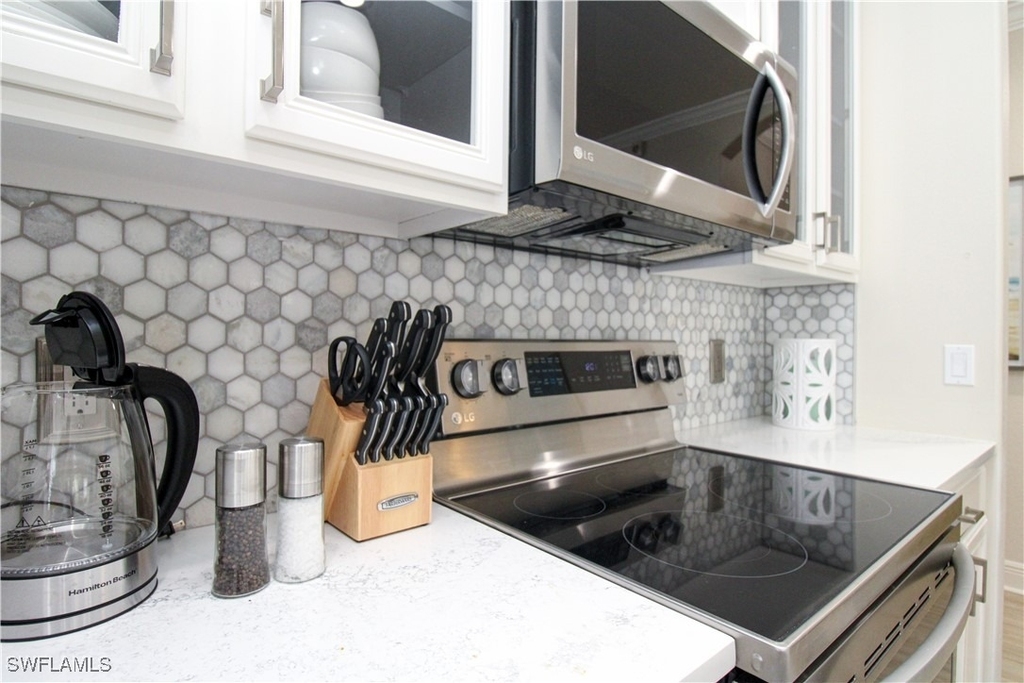 4853 Hampshire Court - Photo 21