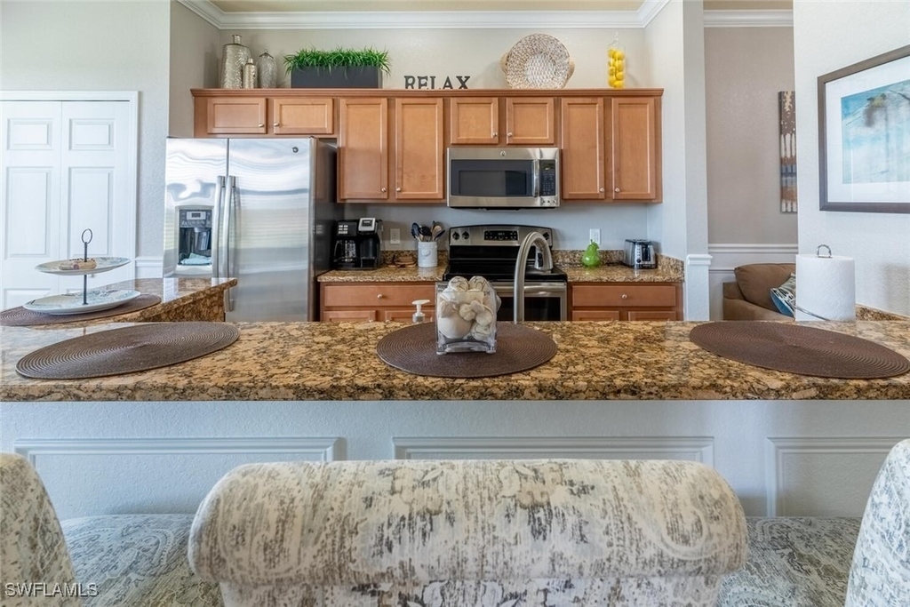 9731 Acqua Court - Photo 10