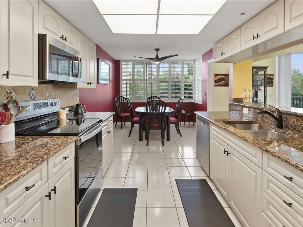5550 Heron Point Drive - Photo 5
