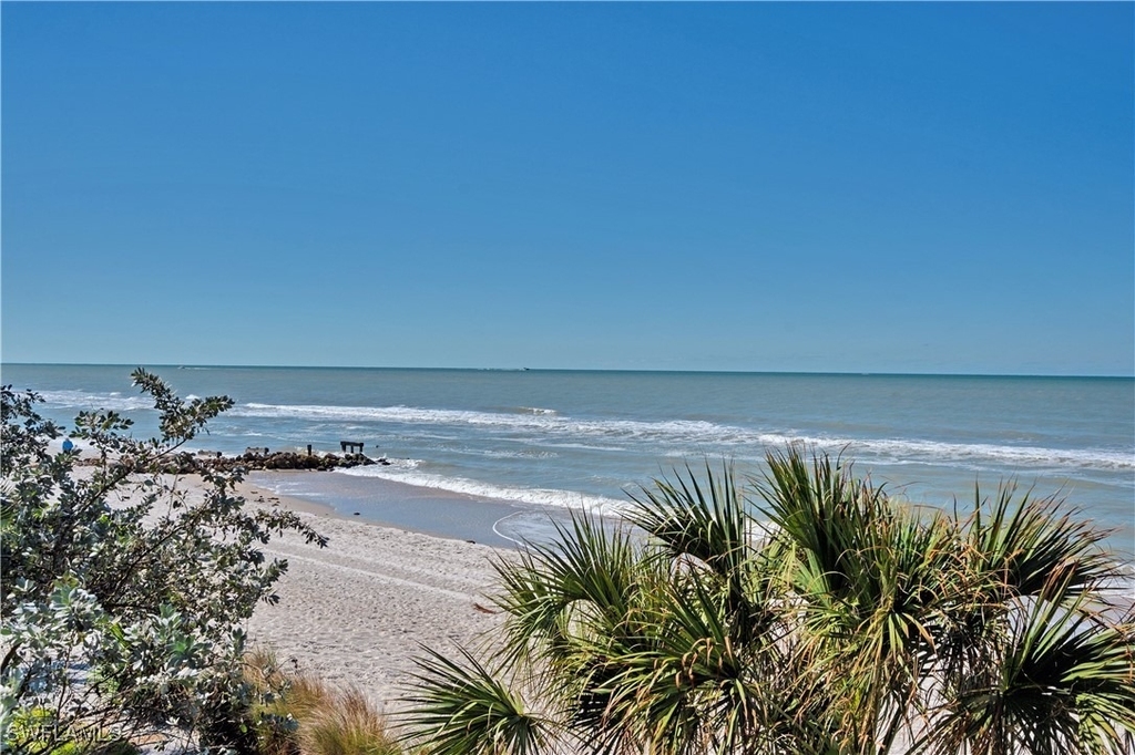 1065 Gulf Shore Boulevard N - Photo 20