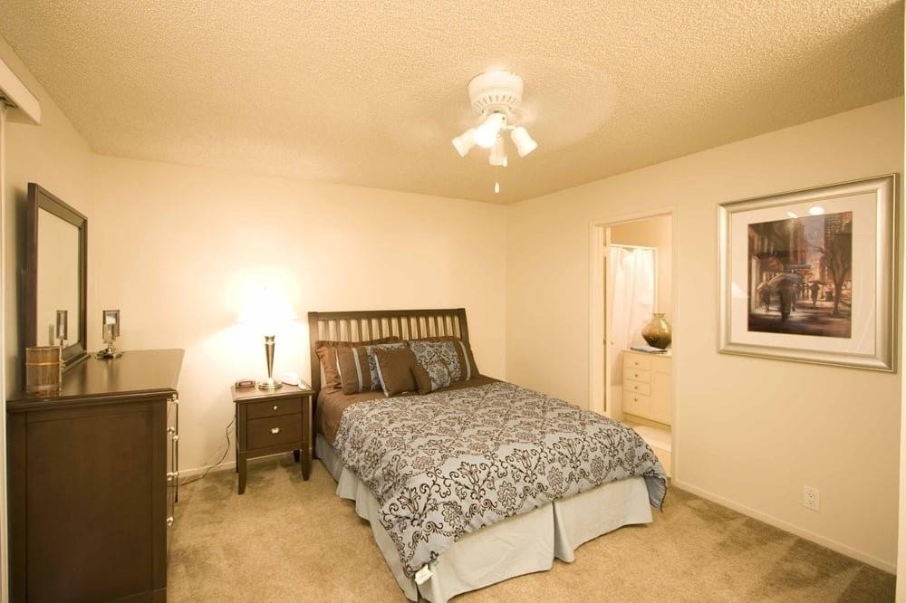 7007 Inglewood Ave - Photo 3