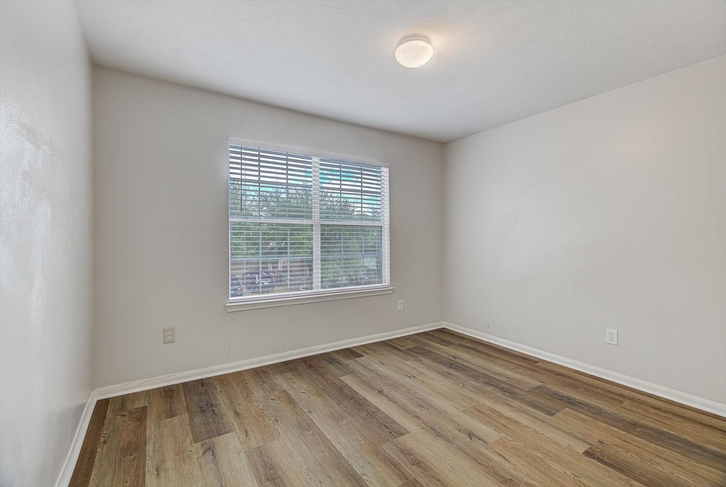 13983 Maximos Drive - Photo 28