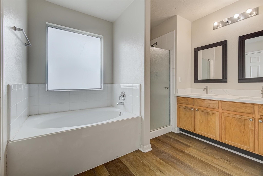 13983 Maximos Drive - Photo 21